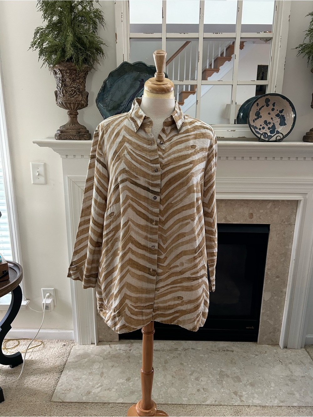 iLinen Button-Front Zebra Stripe Tunic in Beige and Cream